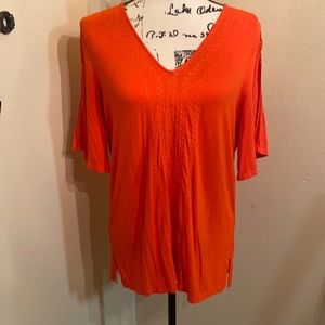 Adrianna Papell short sleeve v neck top